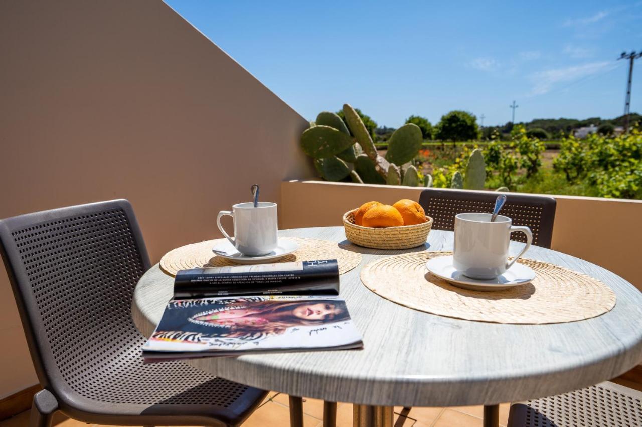 Apartamentos Marcelino - Formentera Break Es Pujols Eksteriør billede
