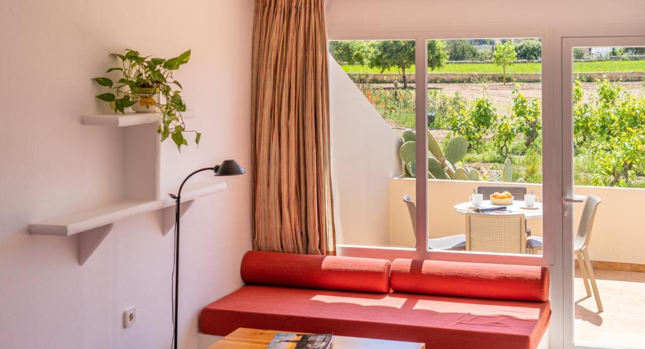 Apartamentos Marcelino - Formentera Break Es Pujols Eksteriør billede