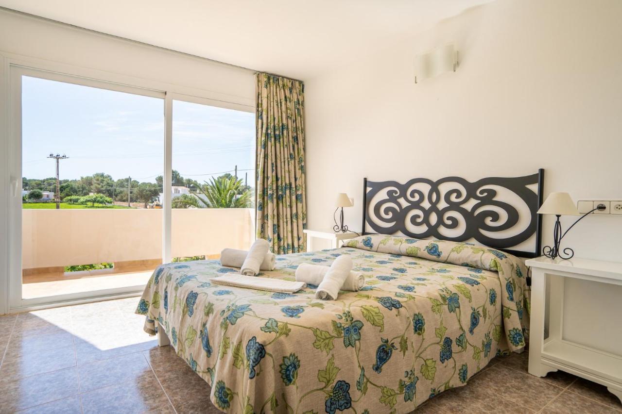 Apartamentos Marcelino - Formentera Break Es Pujols Eksteriør billede