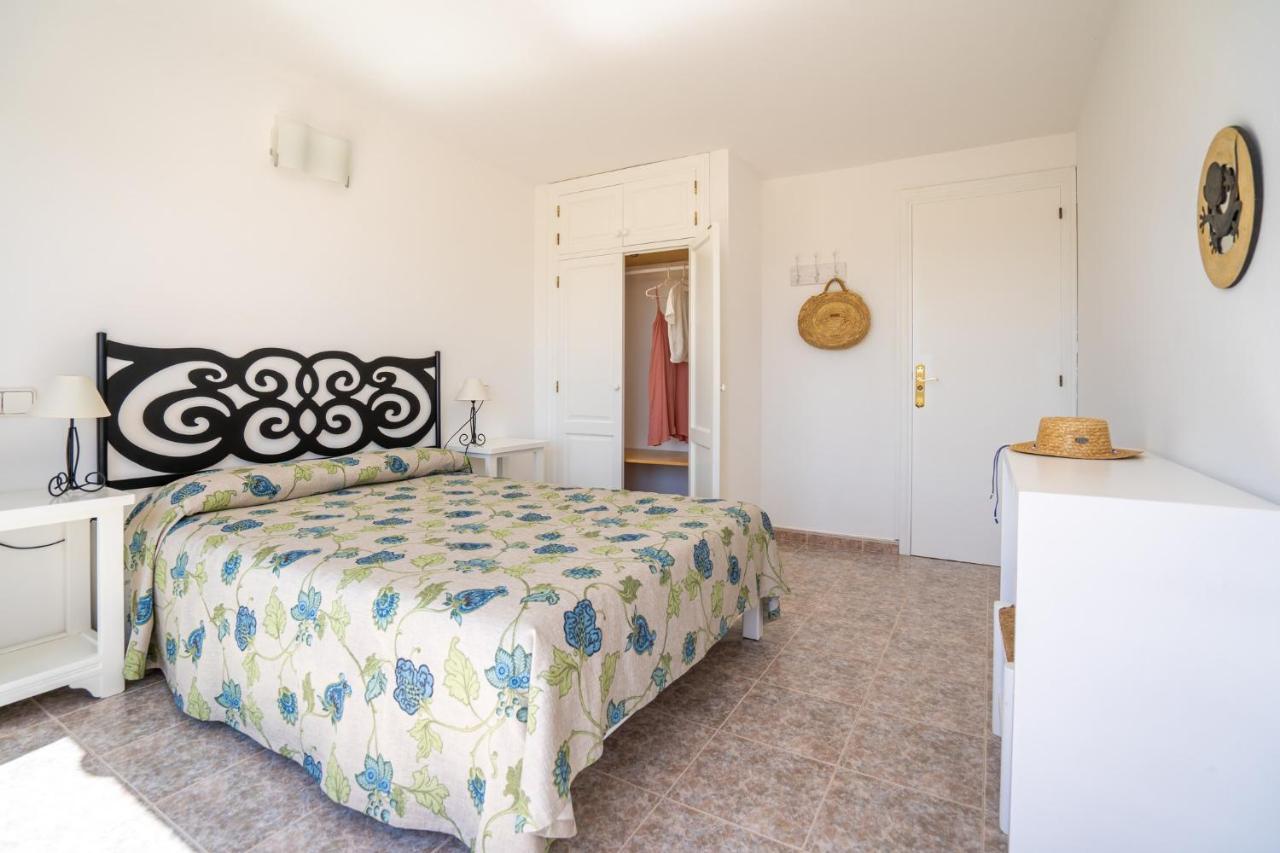 Apartamentos Marcelino - Formentera Break Es Pujols Eksteriør billede